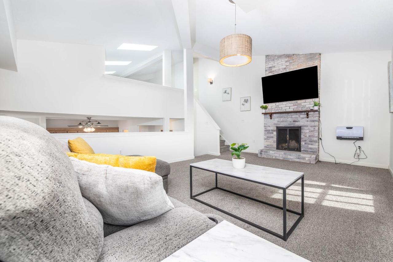 Exquisite Downtown Loft Apartment ฮาร์ตฟอร์ด ภายนอก รูปภาพ